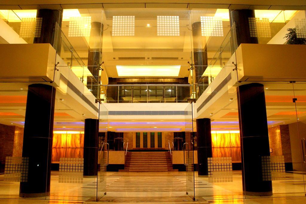 Gokulam Park Hotel Kochi Ngoại thất bức ảnh
