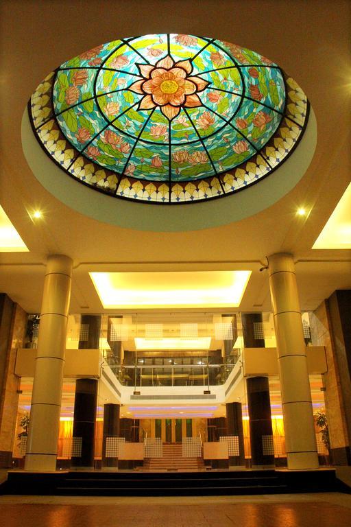 Gokulam Park Hotel Kochi Ngoại thất bức ảnh