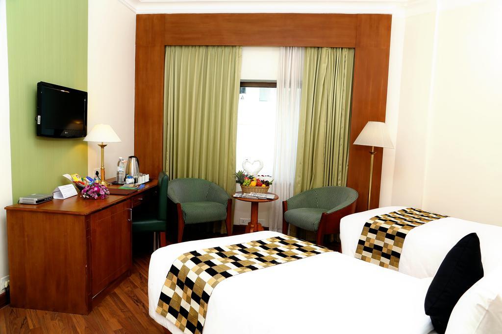 Gokulam Park Hotel Kochi Phòng bức ảnh
