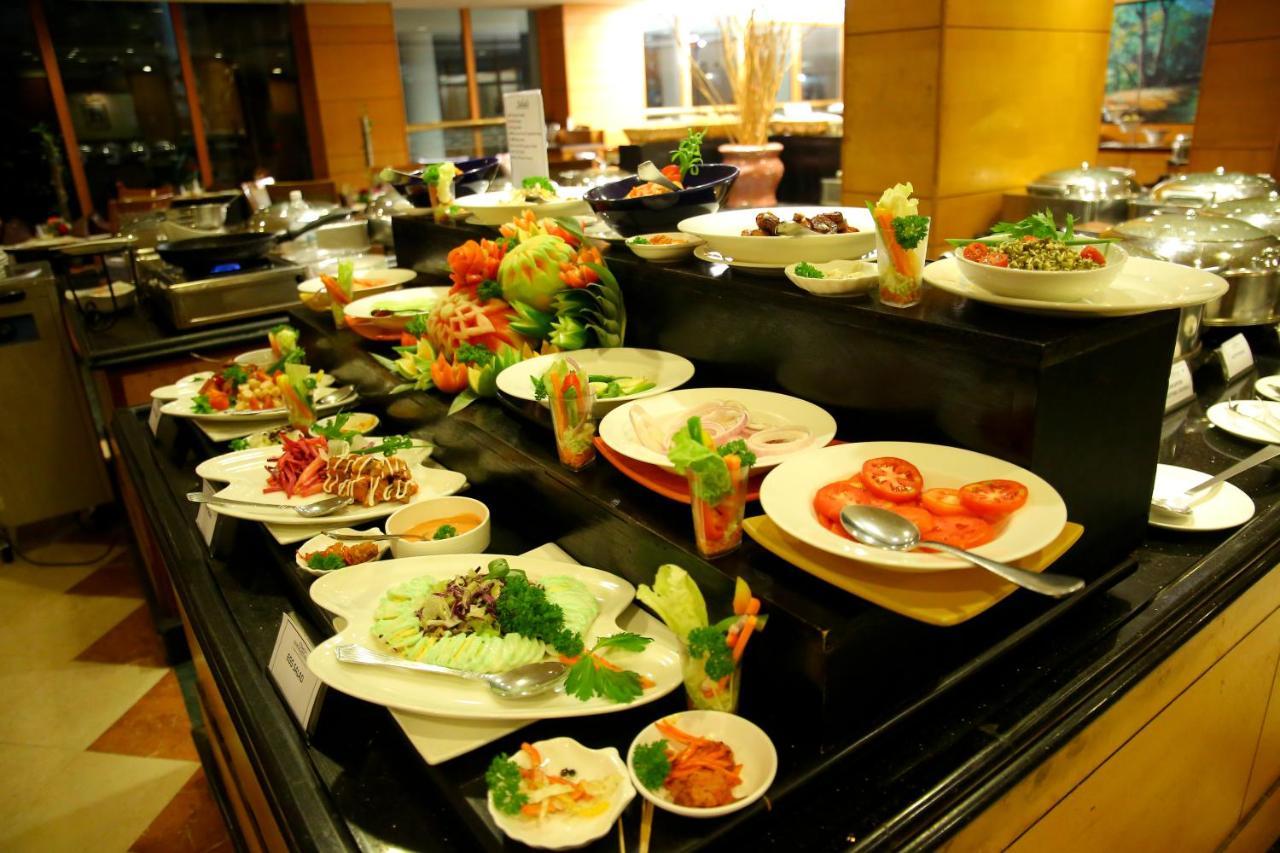 Gokulam Park Hotel Kochi Ngoại thất bức ảnh